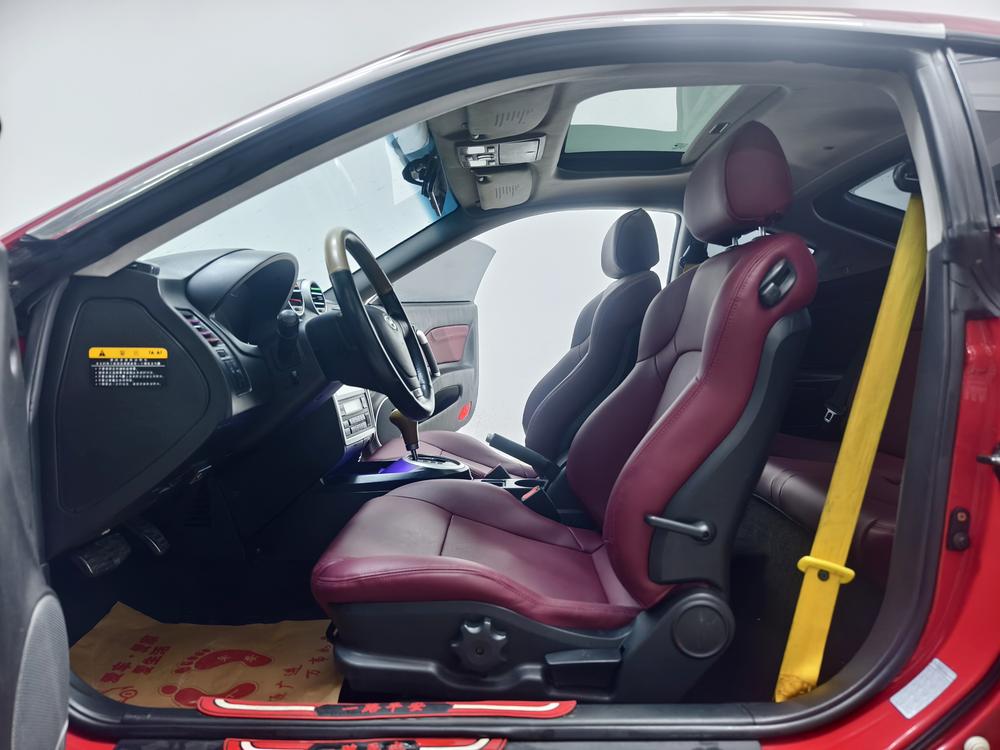 Hyundai Coupe
