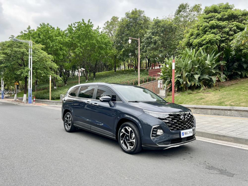 Hyundai Custo