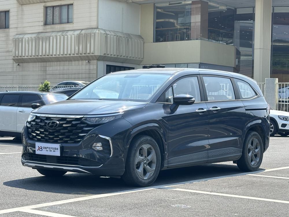 Hyundai Custo