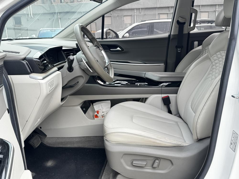 Hyundai Custo