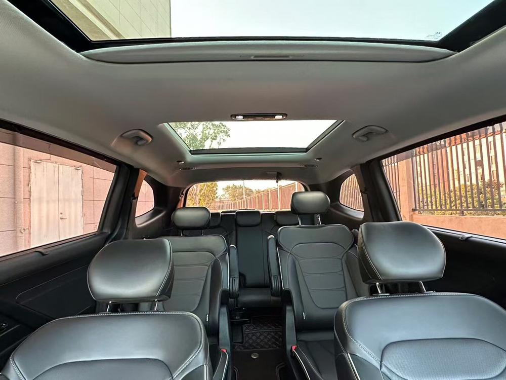 Hyundai Custo