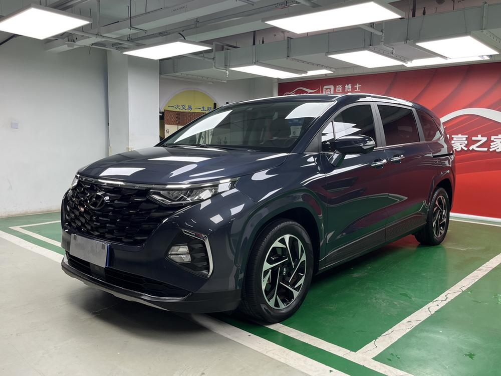 Hyundai Custo