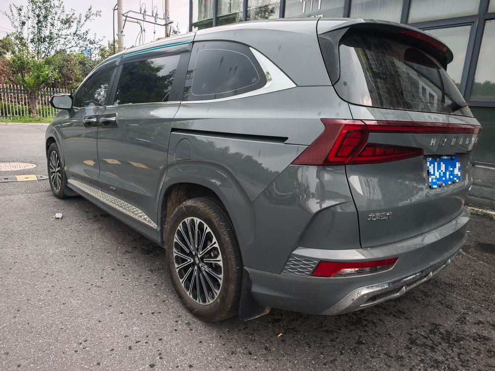 Hyundai Custo