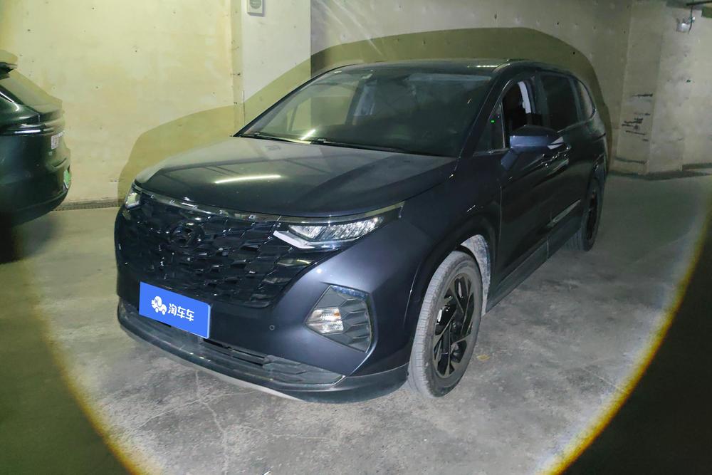 Hyundai Custo