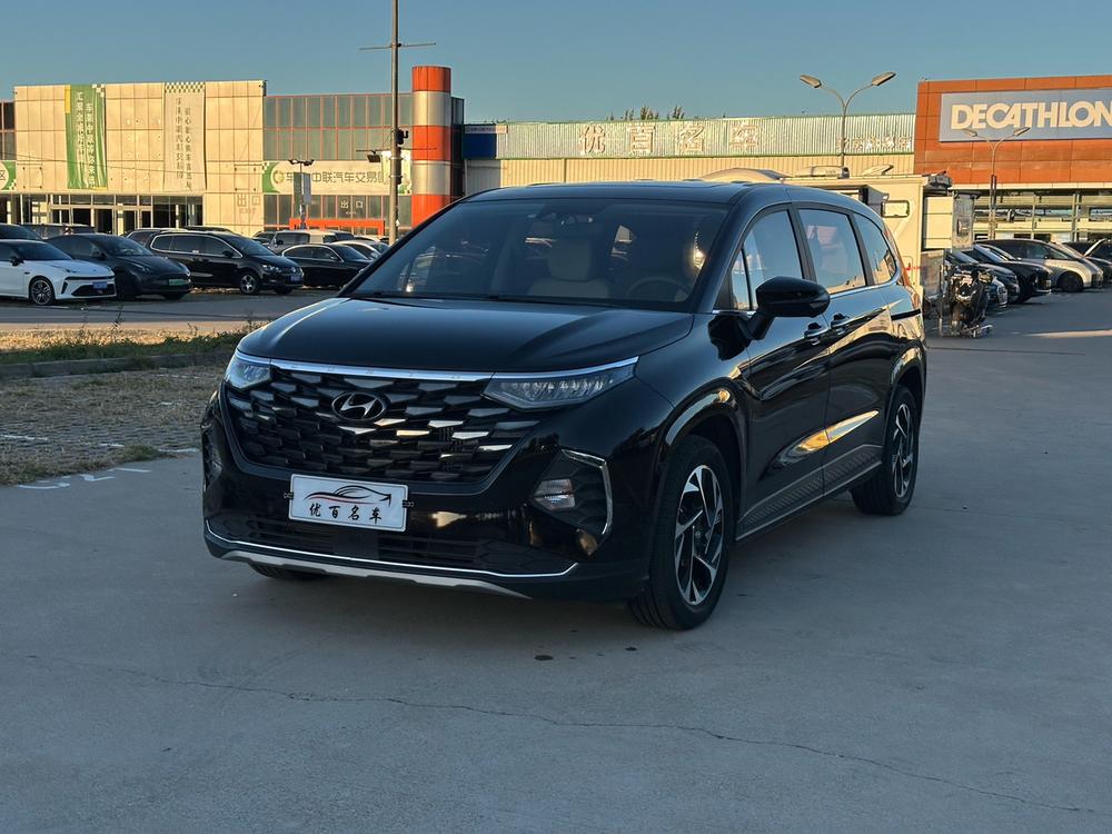 Hyundai Custo