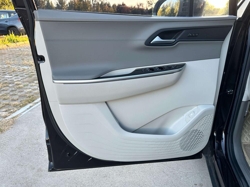 Hyundai Custo