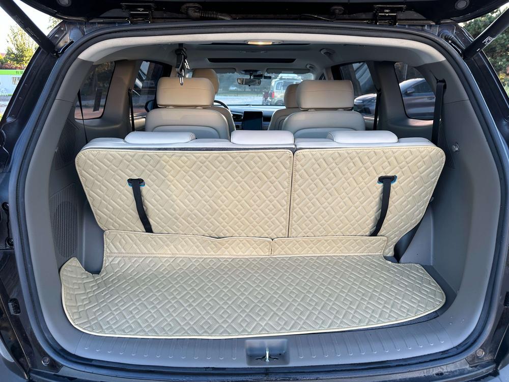 Hyundai Custo