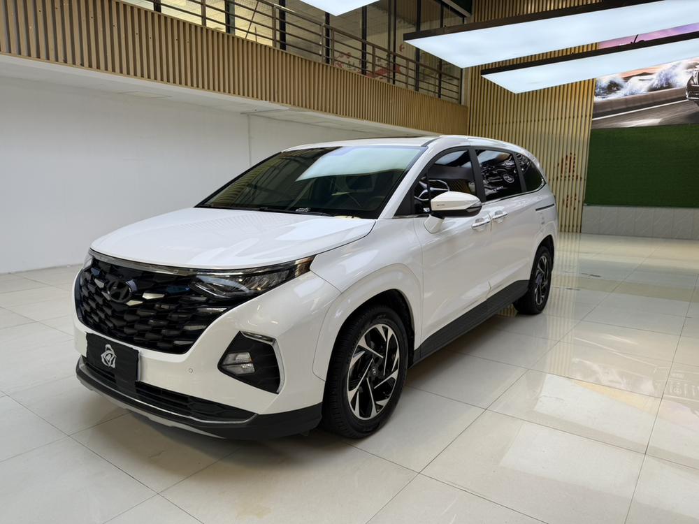 Hyundai Custo
