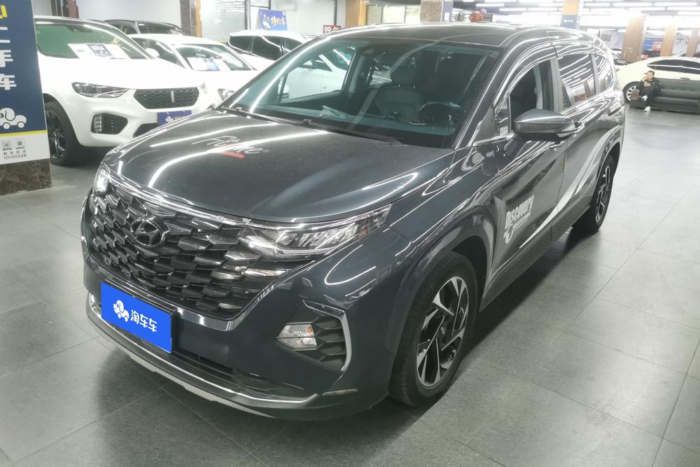 Hyundai Custo