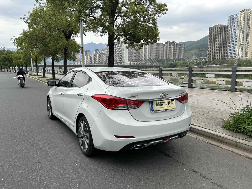 Hyundai Elantra Langdong