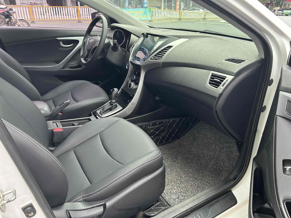 Hyundai Elantra Langdong