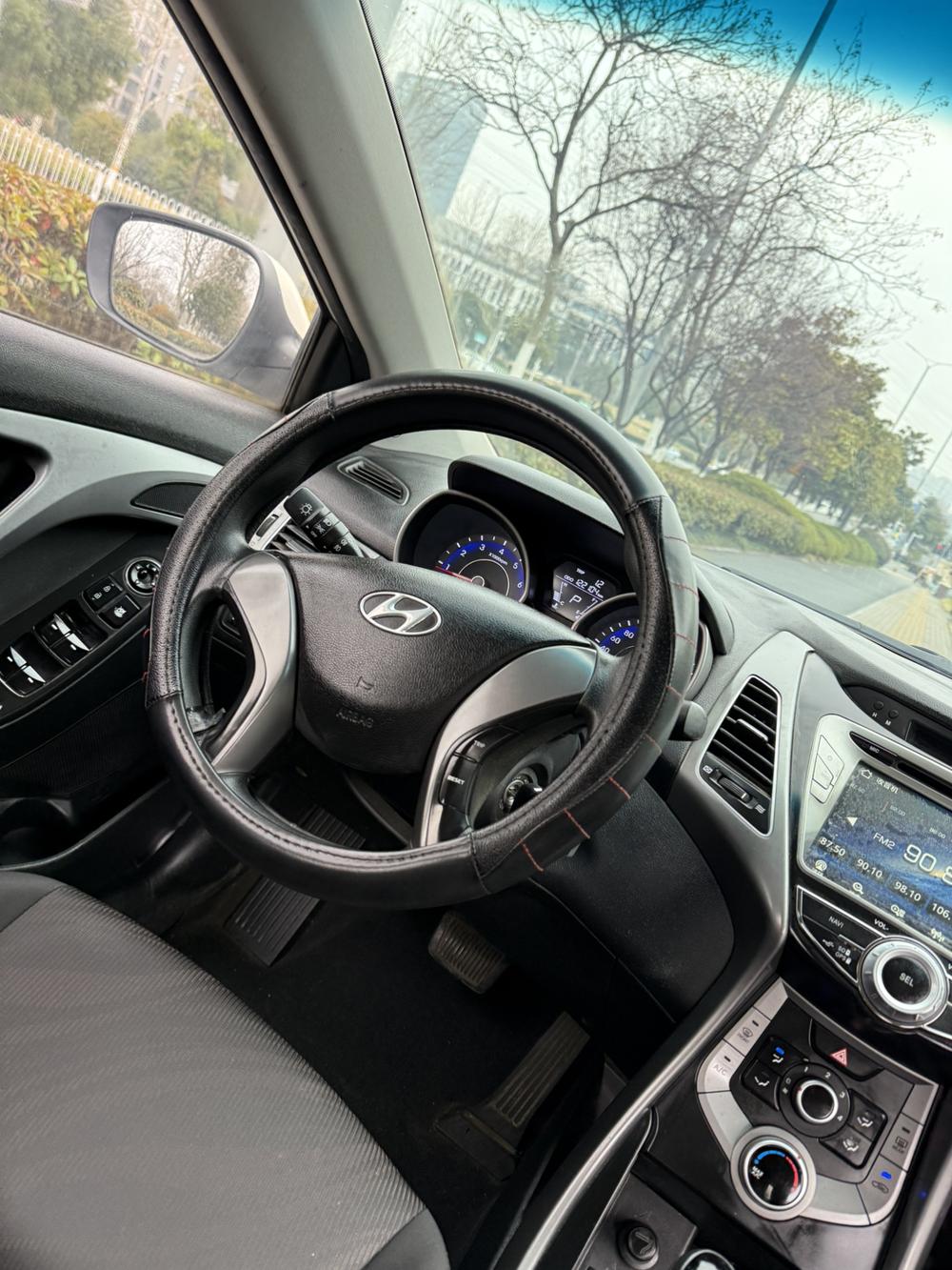 Hyundai Elantra Langdong