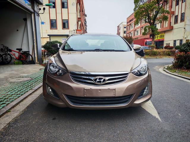 Hyundai Elantra Langdong