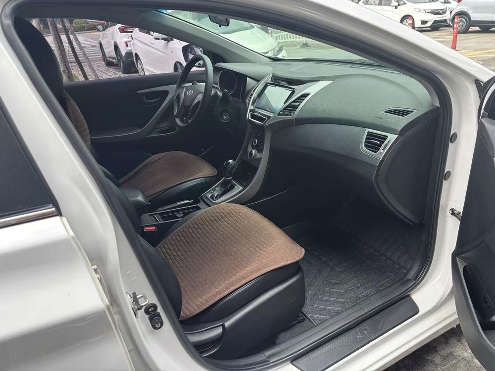 Hyundai Elantra Langdong