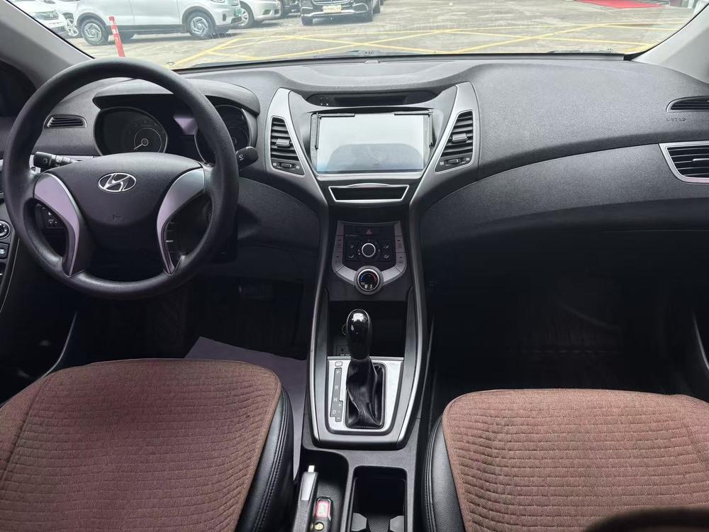 Hyundai Elantra Langdong