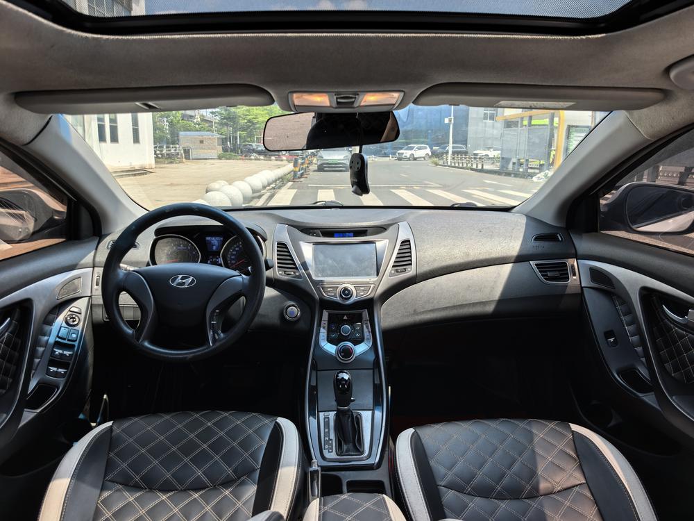Hyundai Elantra Langdong