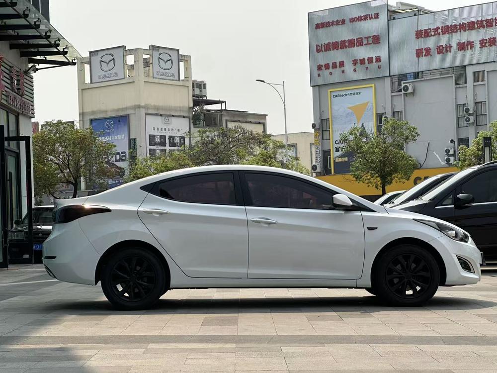 Hyundai Elantra Langdong