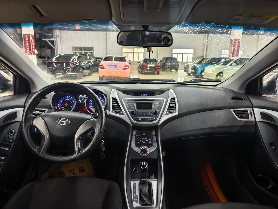Hyundai Elantra Langdong