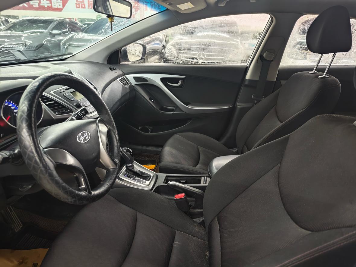 Hyundai Elantra Langdong
