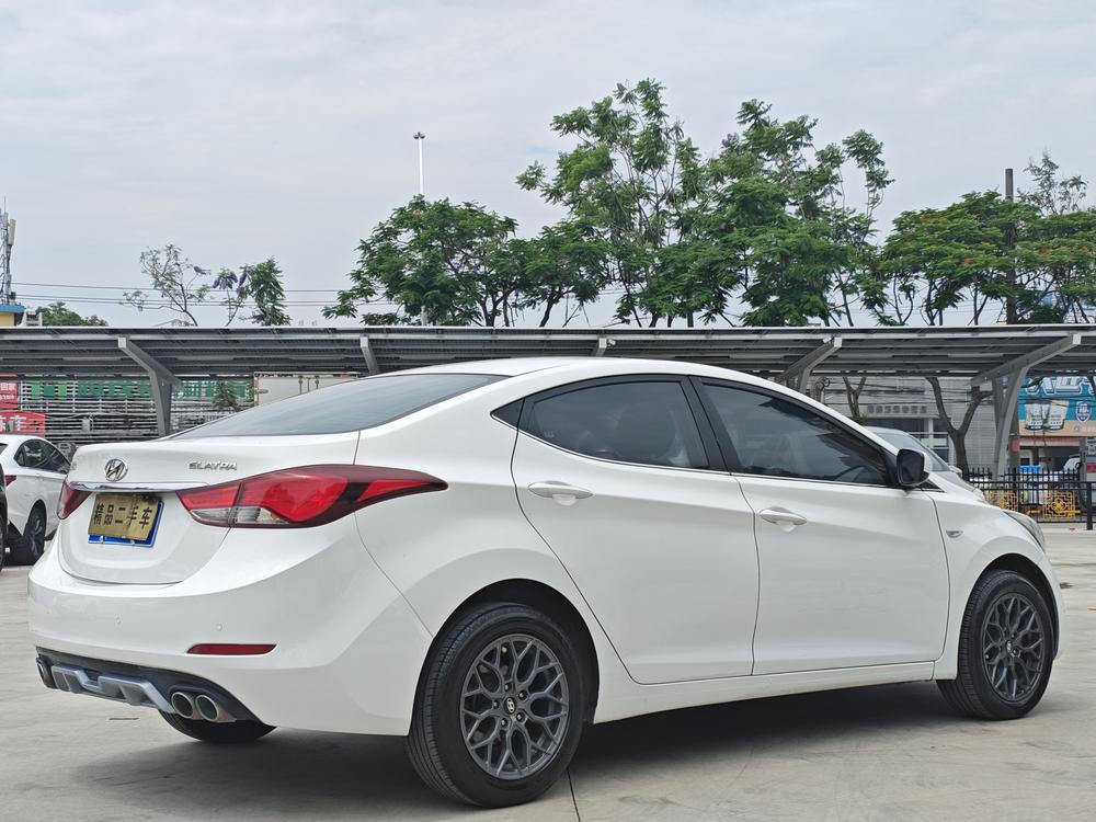 Hyundai Elantra Langdong
