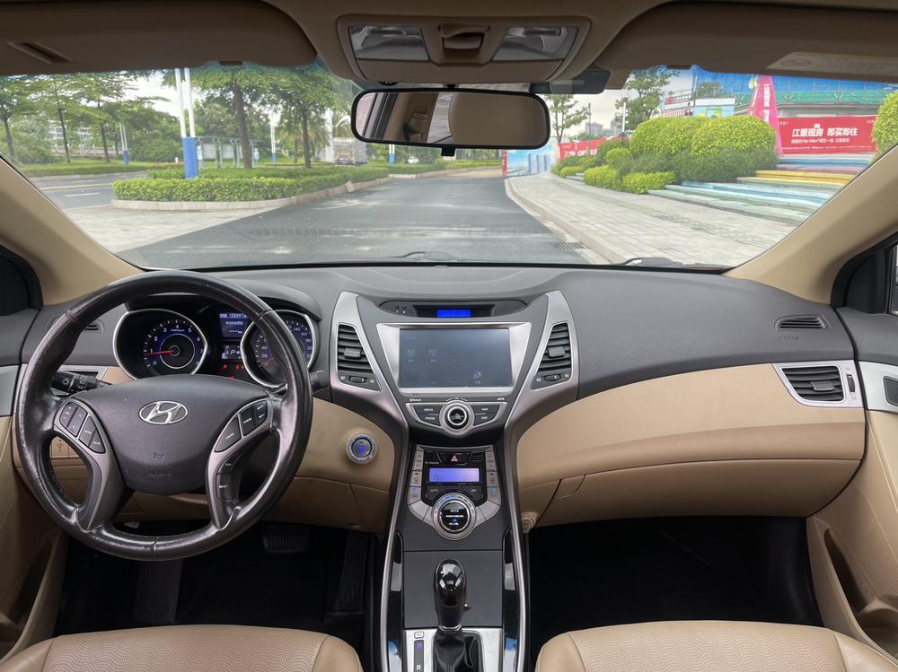Hyundai Elantra Langdong