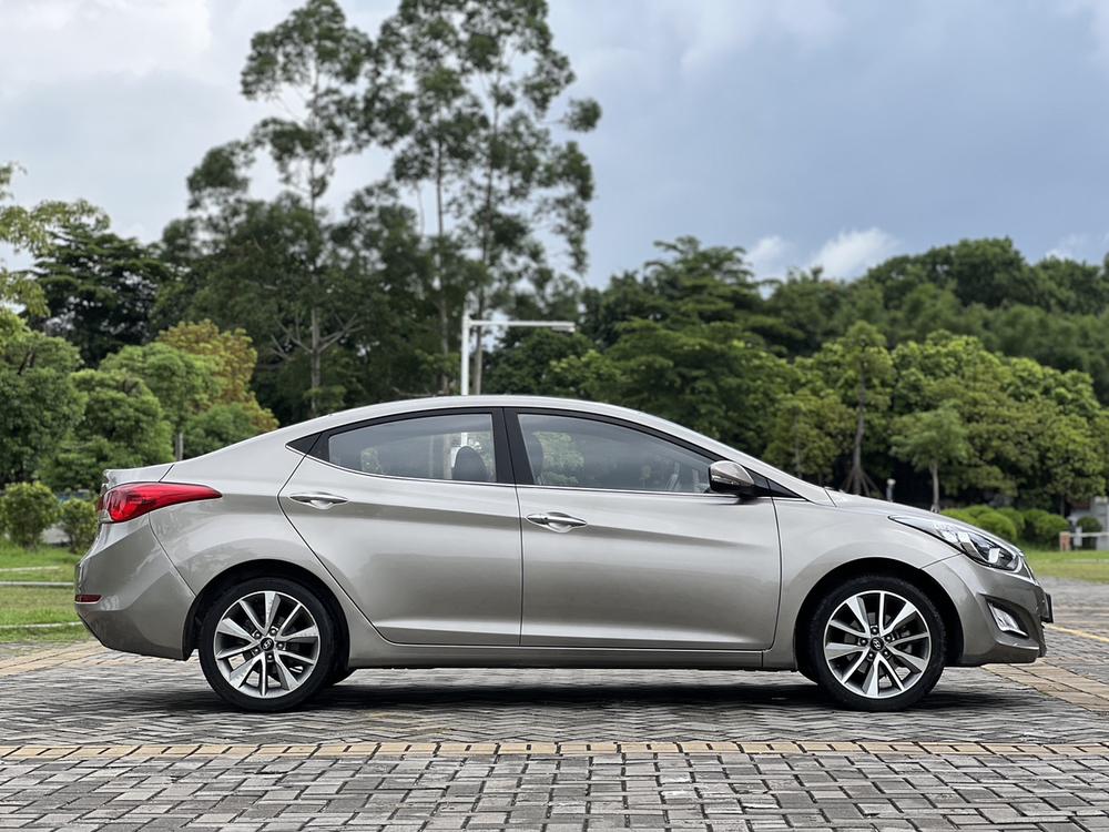 Hyundai Elantra Langdong