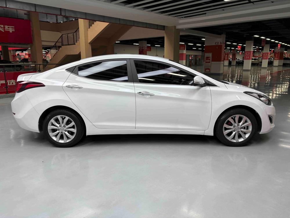 Hyundai Elantra Langdong