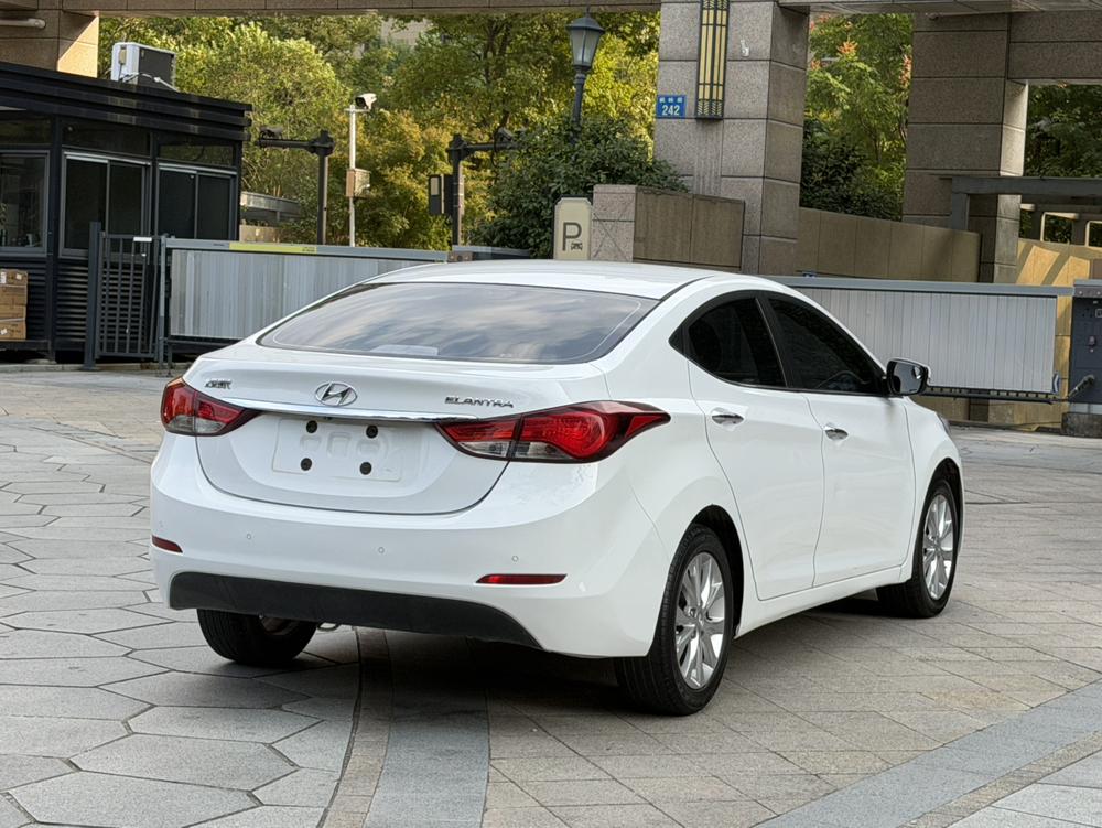 Hyundai Elantra Langdong