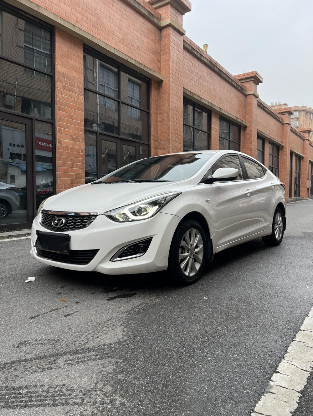 Hyundai Elantra Langdong