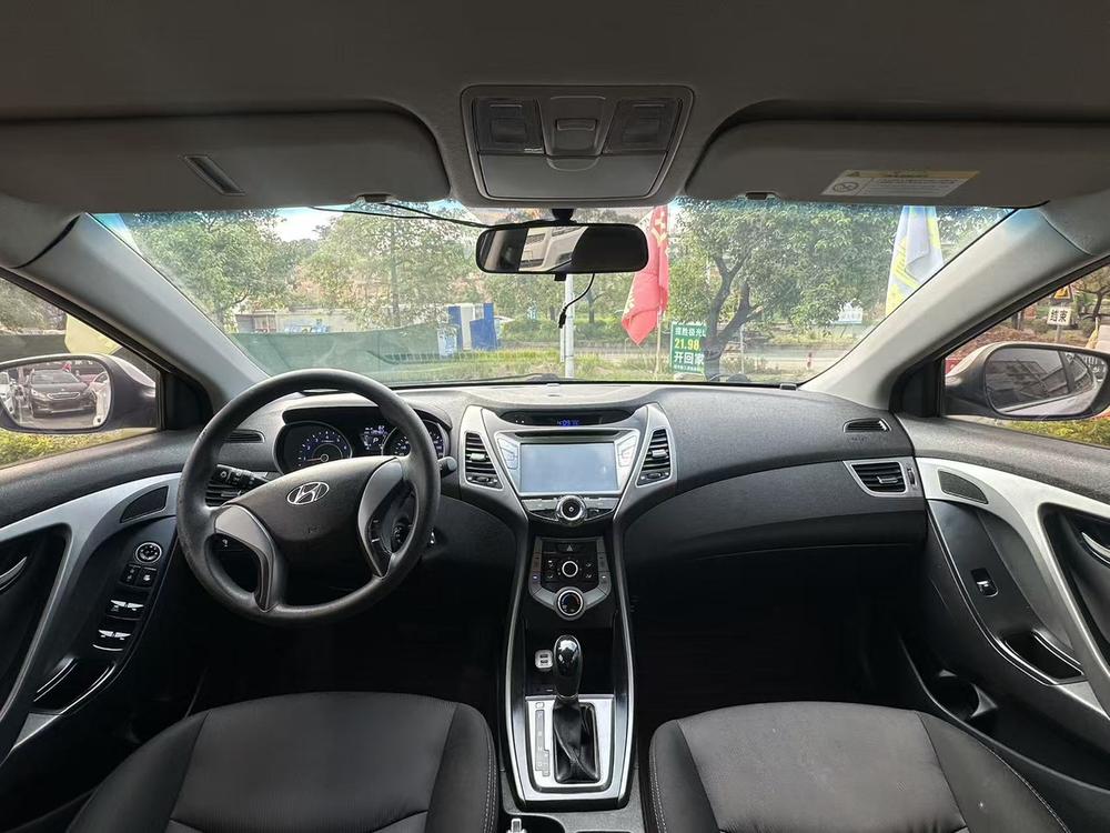 Hyundai Elantra Langdong