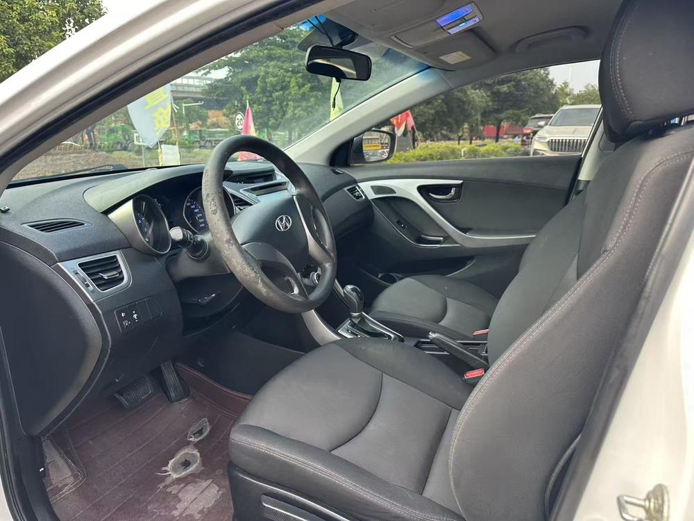 Hyundai Elantra Langdong
