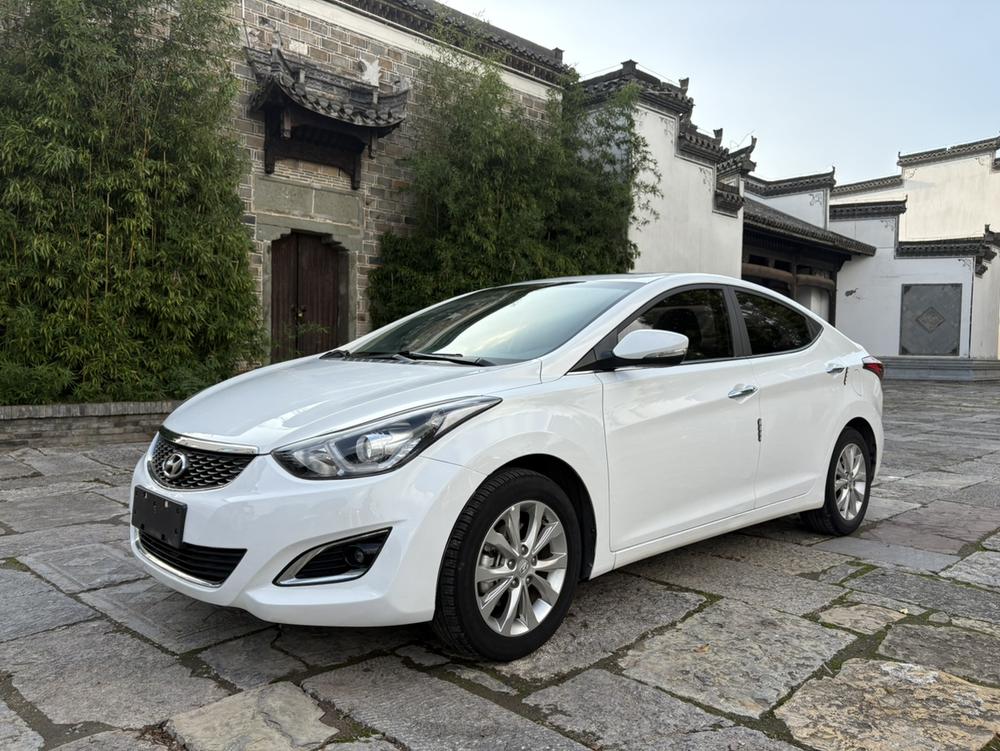 Hyundai Elantra Langdong