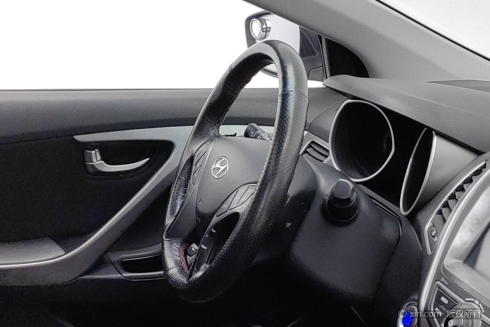 Hyundai Elantra Langdong
