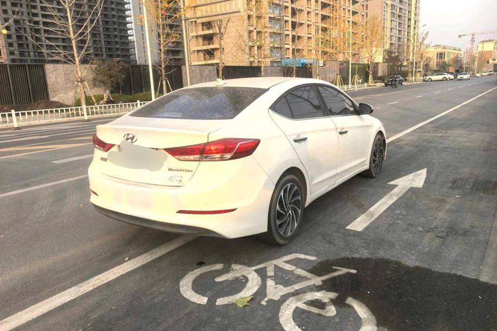 Hyundai Elantra Lingdong