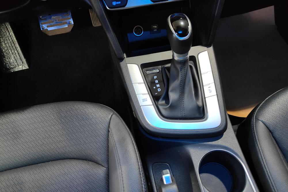 Hyundai Elantra Lingdong