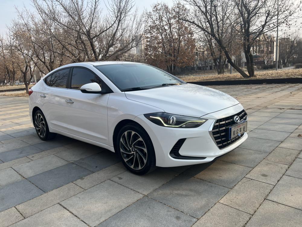Hyundai Elantra Lingdong