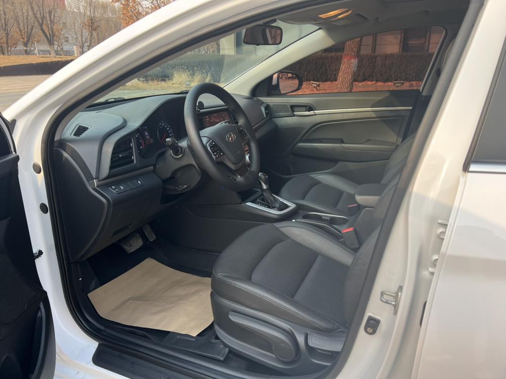 Hyundai Elantra Lingdong
