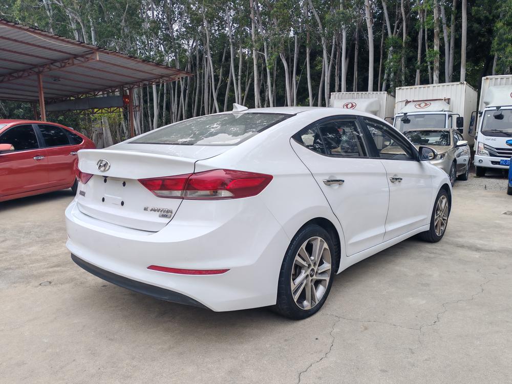 Hyundai Elantra Lingdong