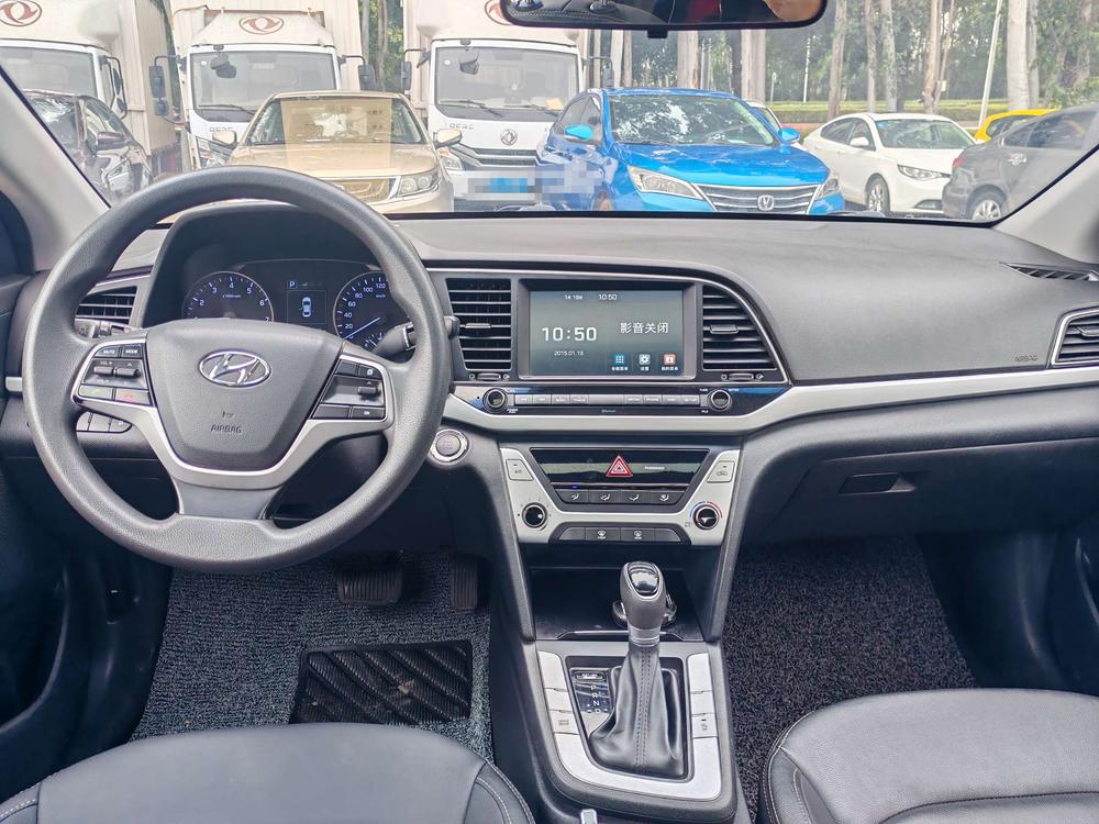 Hyundai Elantra Lingdong