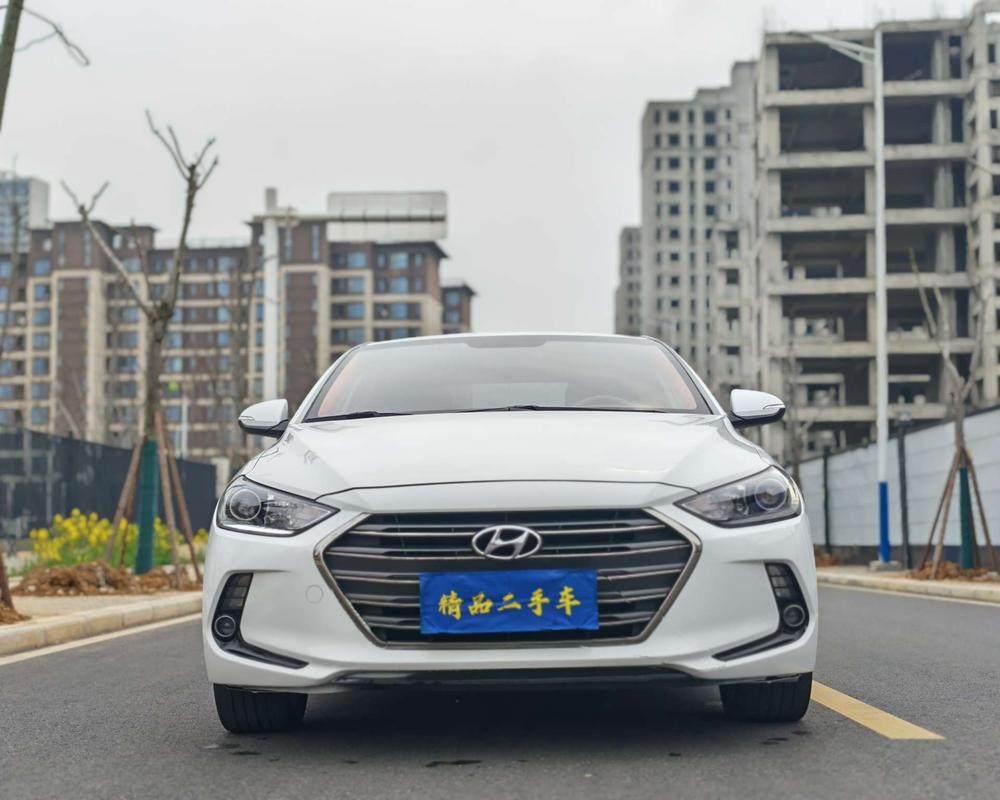 Hyundai Elantra Lingdong
