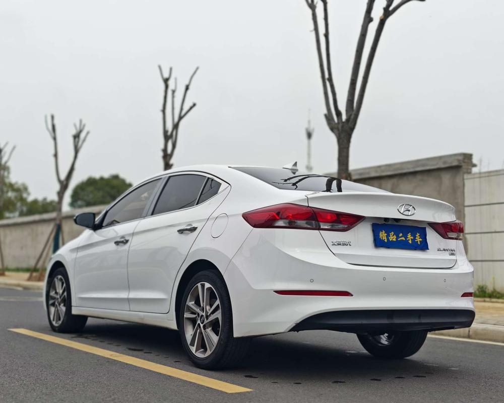 Hyundai Elantra Lingdong