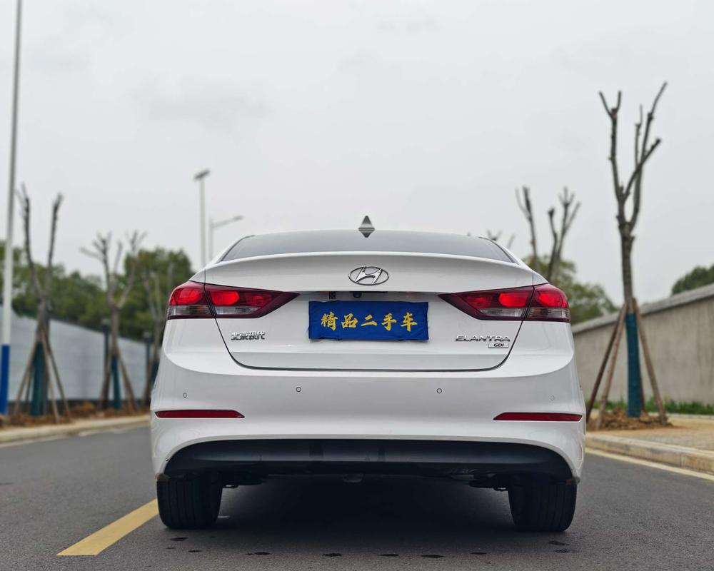 Hyundai Elantra Lingdong
