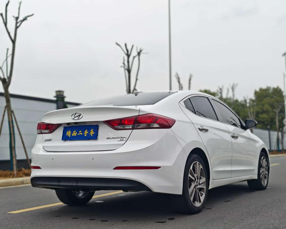 Hyundai Elantra Lingdong