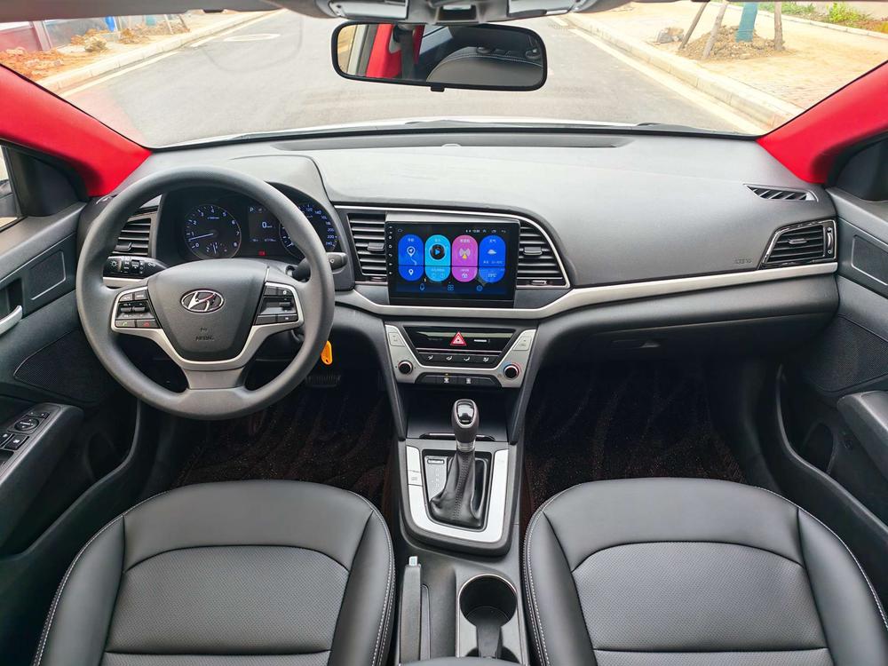 Hyundai Elantra Lingdong