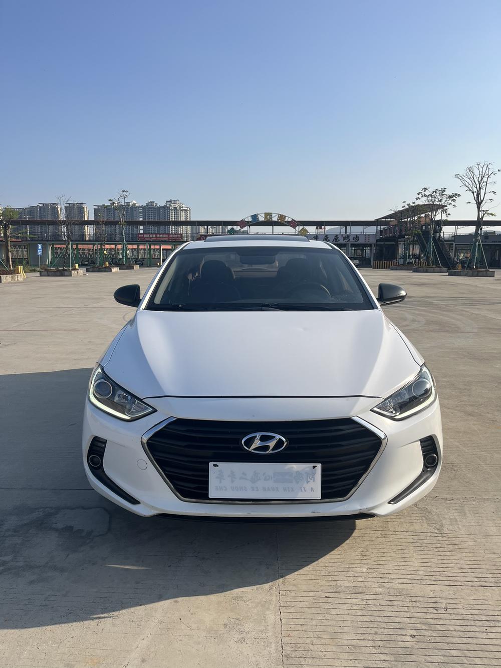 Hyundai Elantra Lingdong