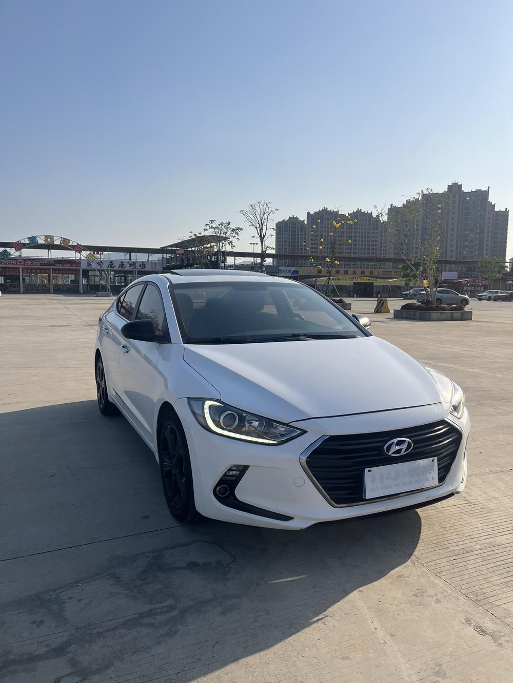 Hyundai Elantra Lingdong