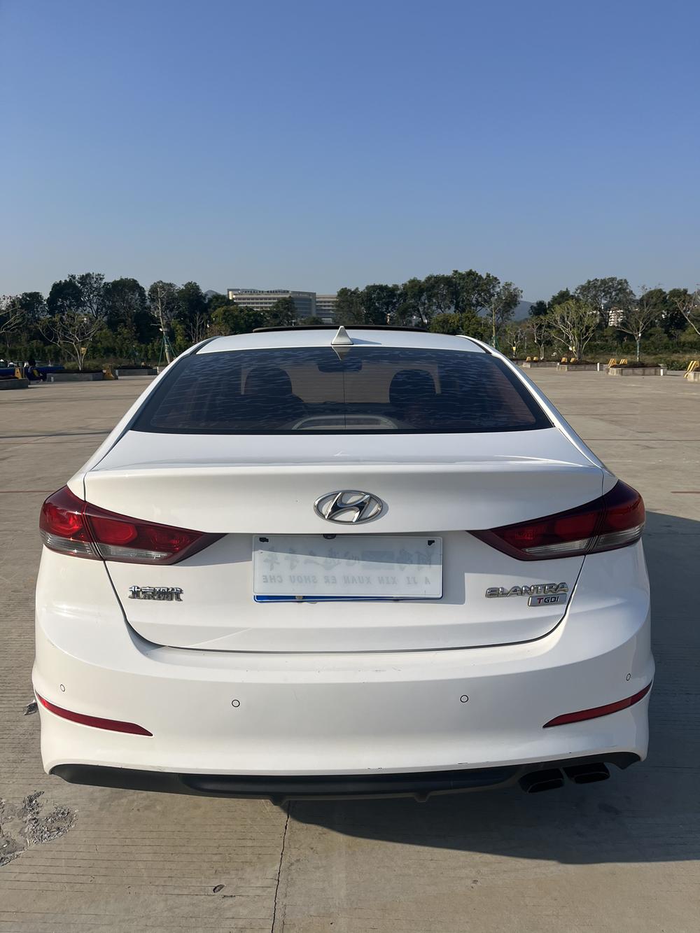 Hyundai Elantra Lingdong