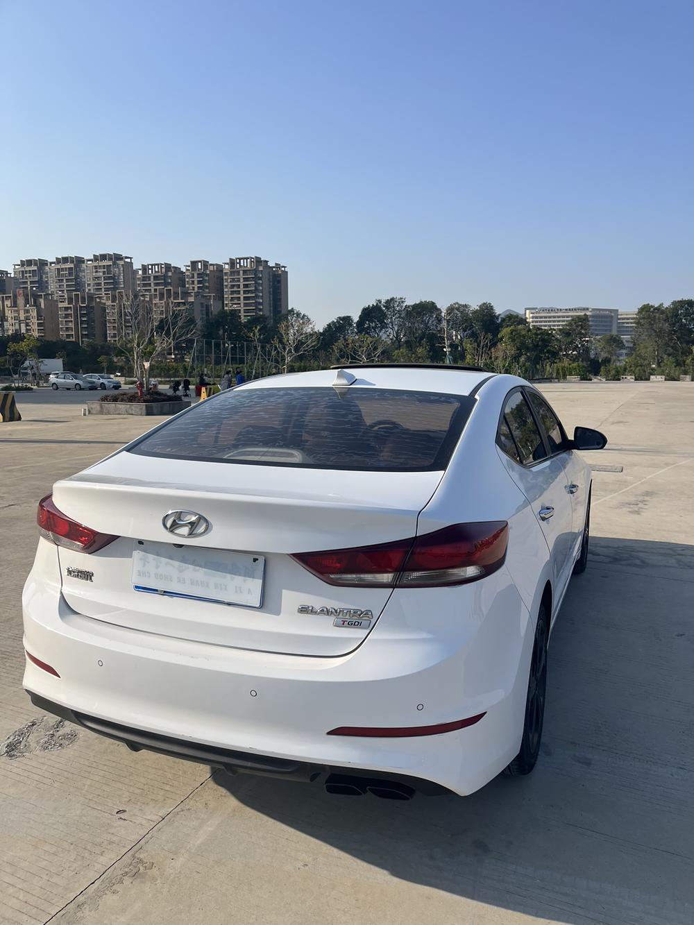 Hyundai Elantra Lingdong