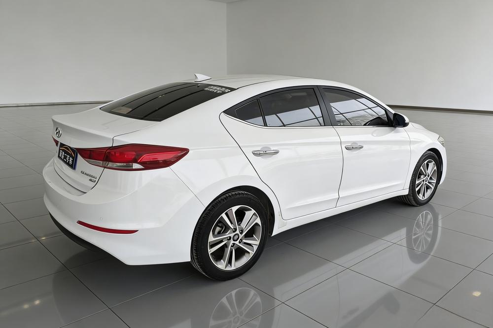 Hyundai Elantra Lingdong