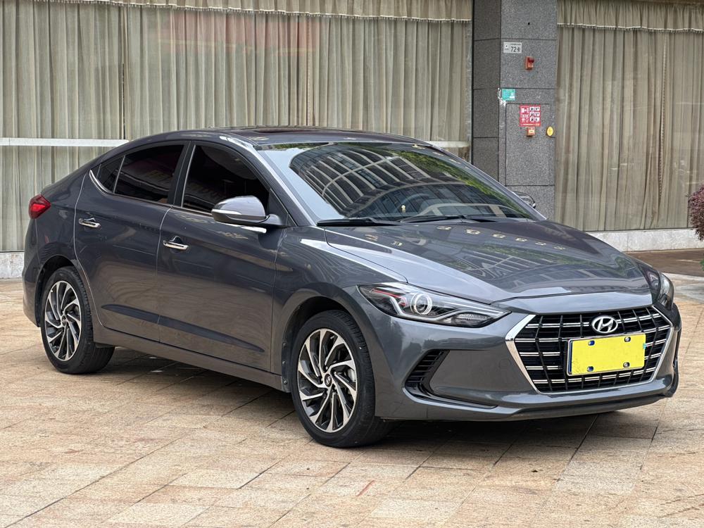 Hyundai Elantra Lingdong